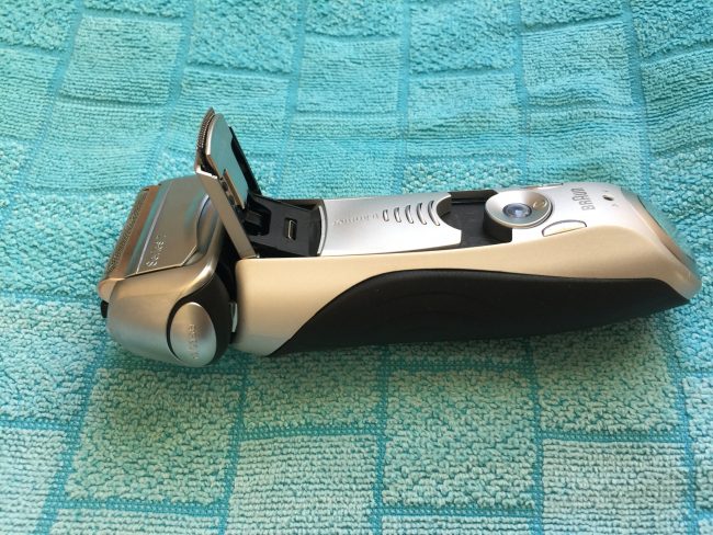 Braun Series 7 - pop up trimmer