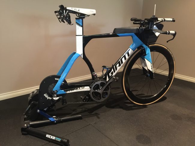 indoor trainer - Wahoo KICKR setup with bike